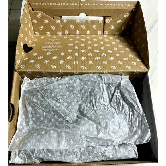 CALL IT SPRING FIEGO-93 WOMEN SIZE 10 FAUX SUEDE BOOTS - Picture 6 of 10